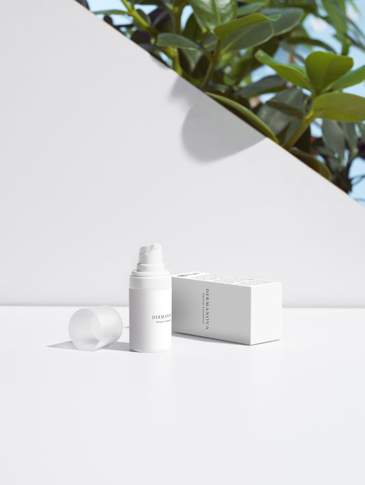 Soin Contour des Yeux Lissant – soin du visage haut de gamme MaisonAuréNova